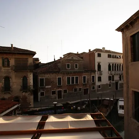 Hotel Dalla Mora-3